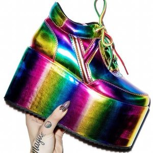 Y.R.U. Qozmo Lo Rainbo platform sneakers- size 8